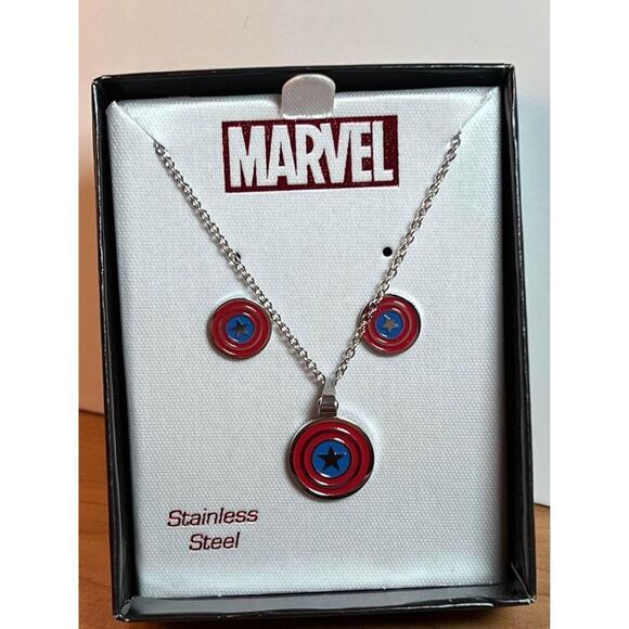 NEW in Box Marvel Earrings and Necklace - Picture 4 of 5